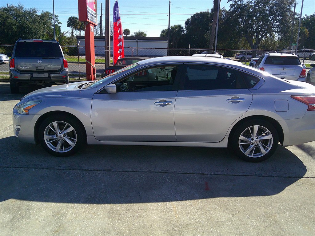 2013 Nissan Altima Sedan SV